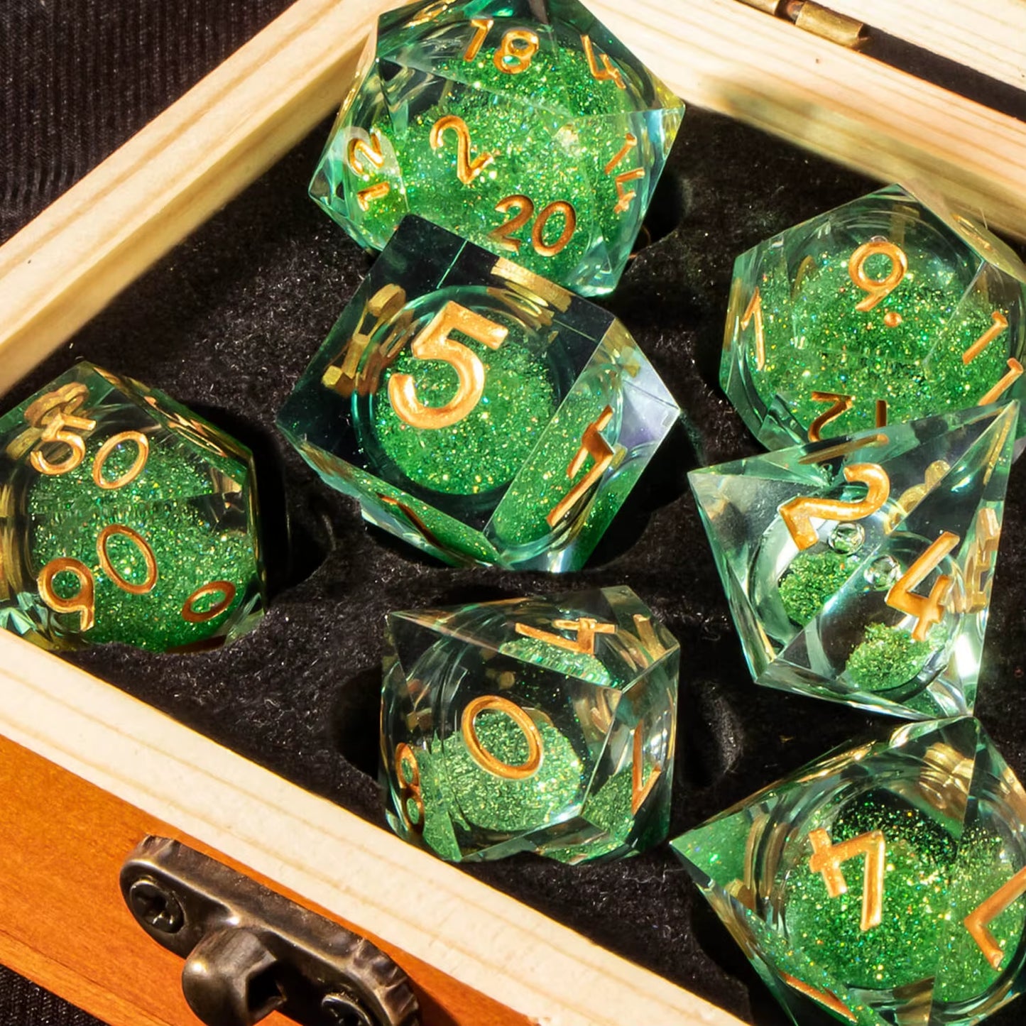 Sharp Edge Polyhedral Resin Dice Set for D&D - نرد دي اند دي