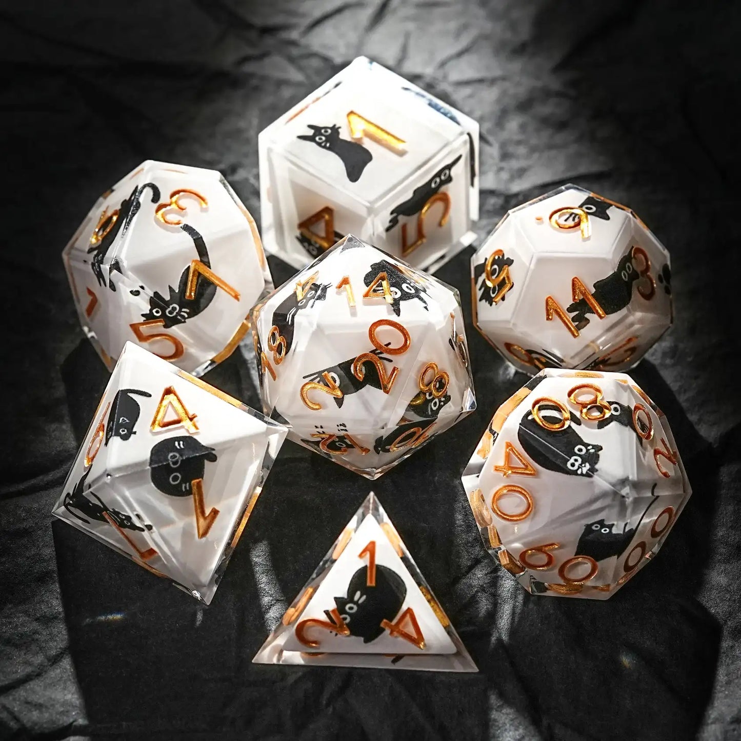 1-7Pcs Dargon Eye DND Dice Set Cat Eye Liquid Core Milk Cat Sharp Edge Handmade Polyhedral Resin Dice for Multi-Sided RPG D6~D20
