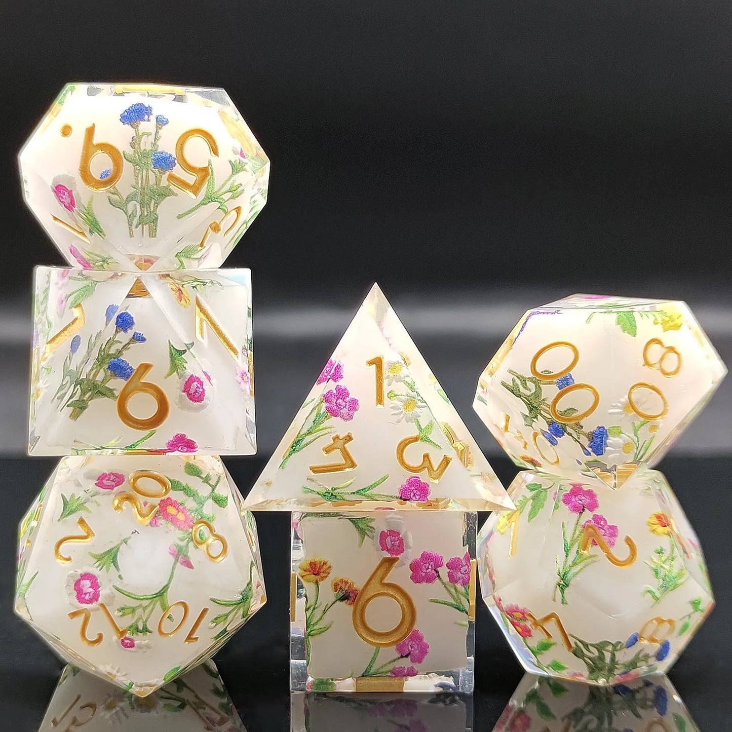 Enchanting D&D Flower Resin Dice Set - 7PCS Polyhedral Dice for RPG Gamers and Collectors - نرد 7 قطع على شكل ورود