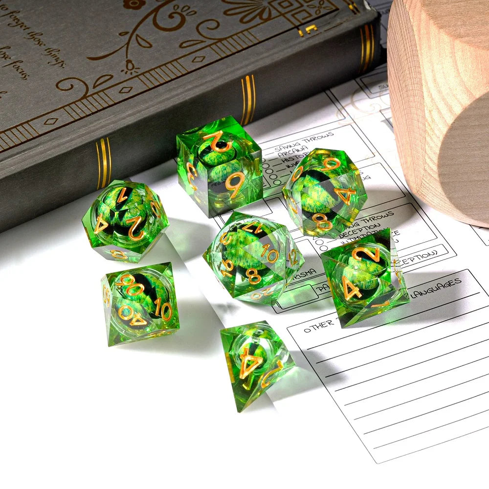 1-7Pcs Dargon Eye DND Dice Set Cat Eye Liquid Core Milk Cat Sharp Edge Handmade Polyhedral Resin Dice for Multi-Sided RPG D6~D20