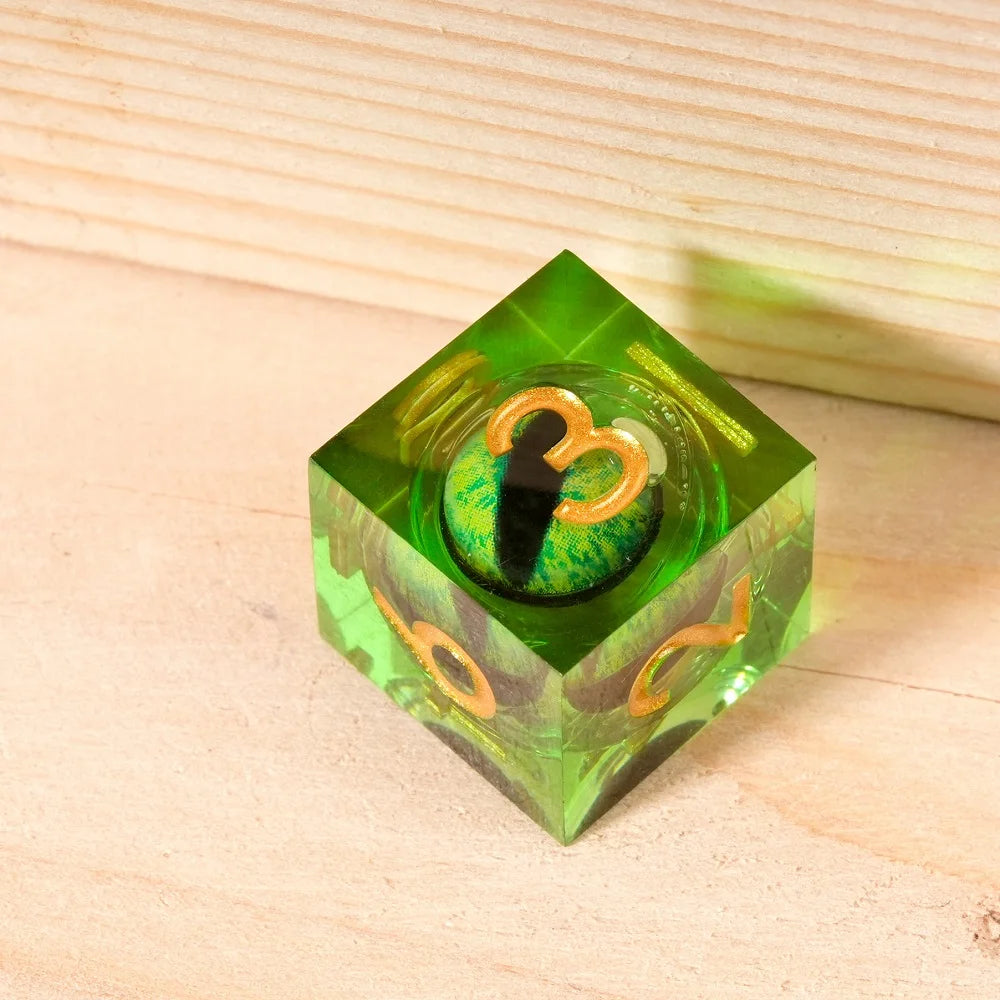 1-7Pcs Dargon Eye DND Dice Set Cat Eye Liquid Core Milk Cat Sharp Edge Handmade Polyhedral Resin Dice for Multi-Sided RPG D6~D20