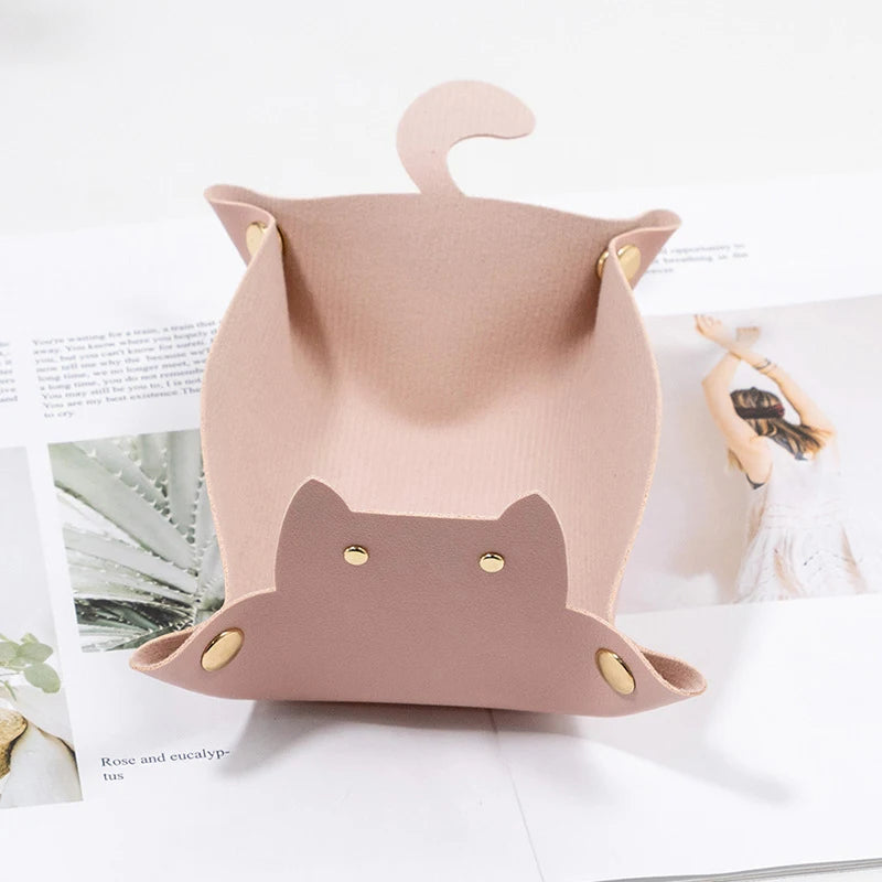 Stylish Cat-Shaped PU Leather Hexagonal Folding Dice Tray for RPG & Board Games - Perfect Dice Storage Solution!