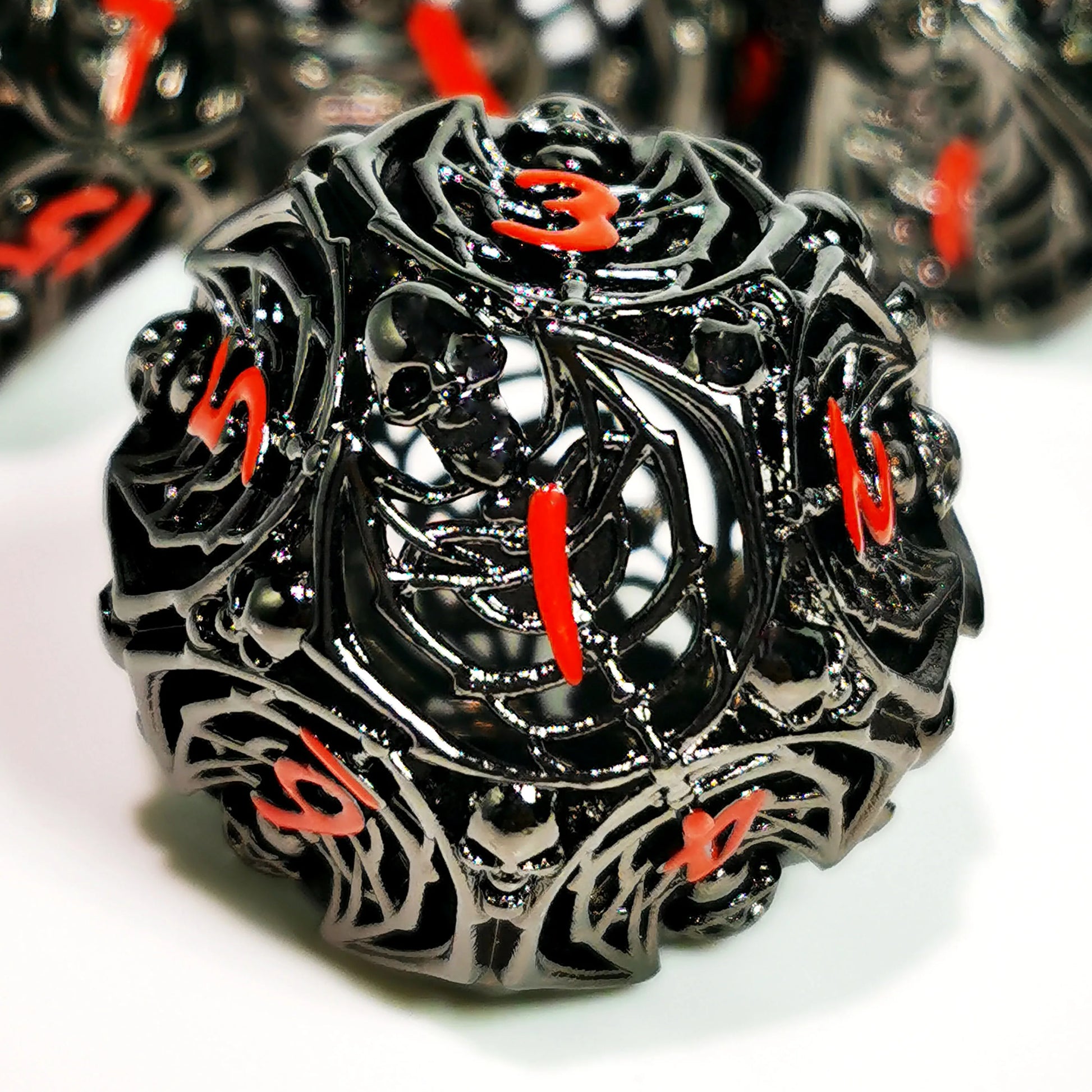 Hollow Skull Black Zinc Alloy 7-Piece Metal D&D Dice Set - نرد دي اند دي معدني