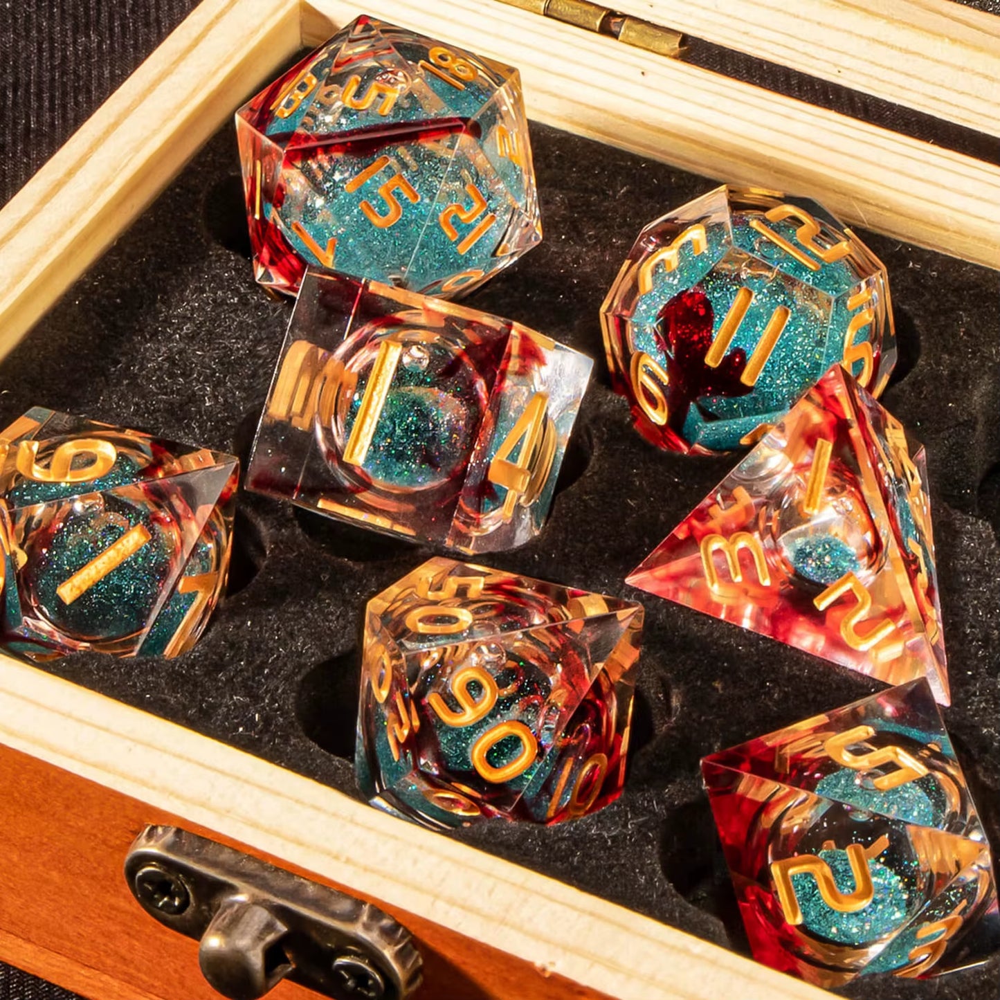 Sharp Edge Polyhedral Resin Dice Set for D&D - نرد دي اند دي