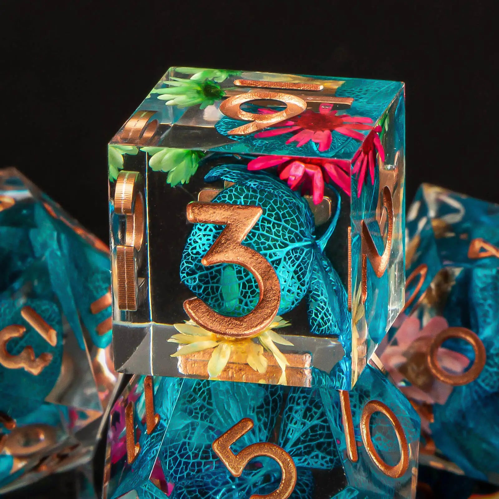 Flower Power D&D Sharp Edge Dice Set - 7 Piece Polyhedral Resin Dice for Dungeons & Dragons