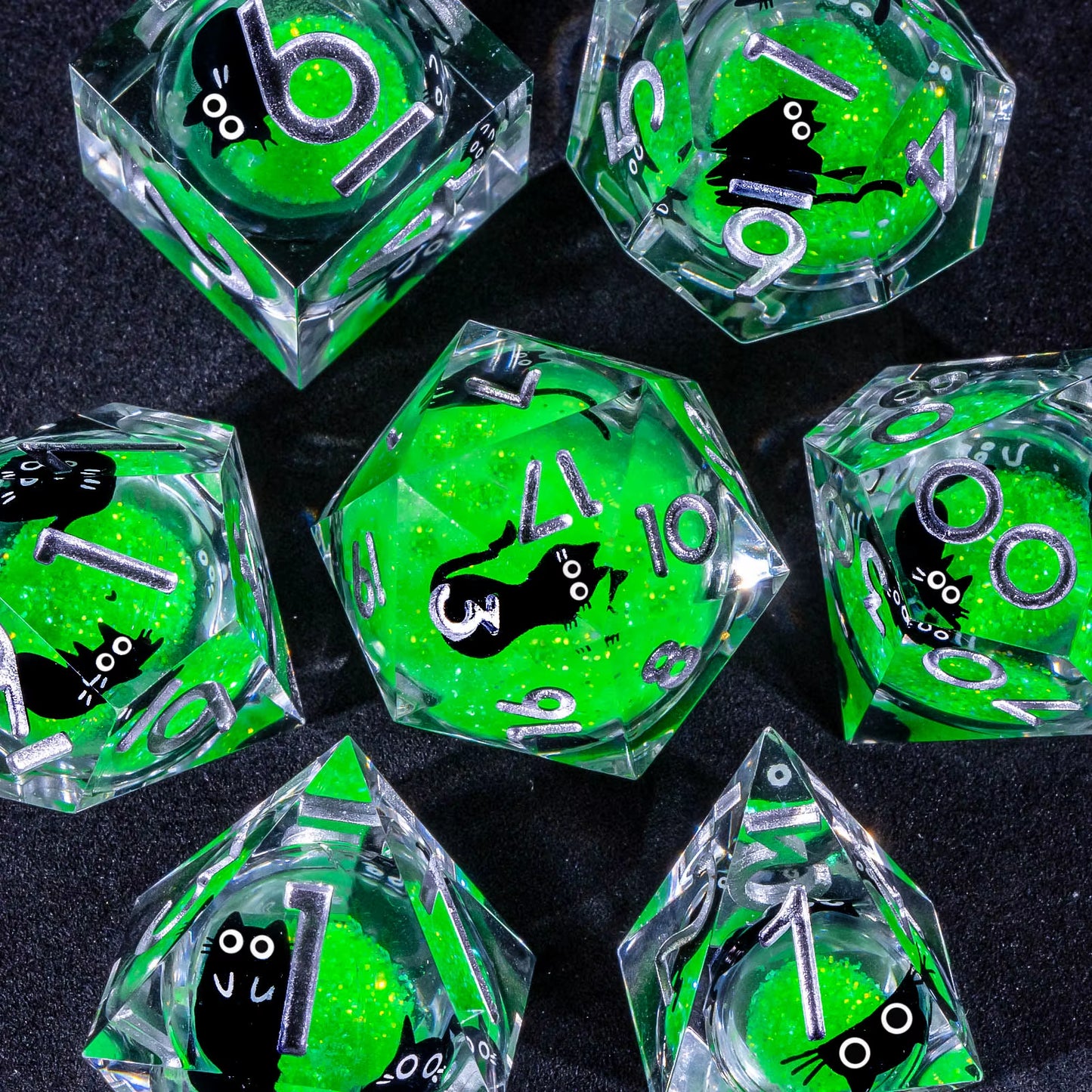 Liquid Core Resin Dice Set for D&D - Sharp Edge Polyhedral Dice - نرد دي اند دي