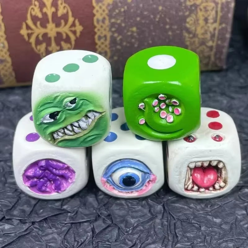 Funny Face Resin Monster Dice Set - ترد ستة أوجه بتصميم وحوش