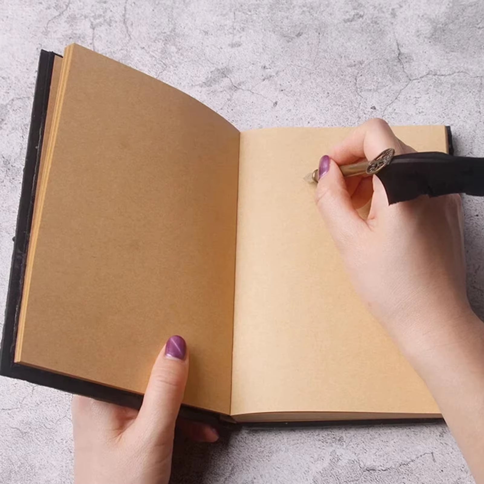 Fashion Vintage Dragon Embossed Resin Cover Travel Diary Notebook Travel Journal A5-Note Book Art 3D Relief Diary Book 1Pcs