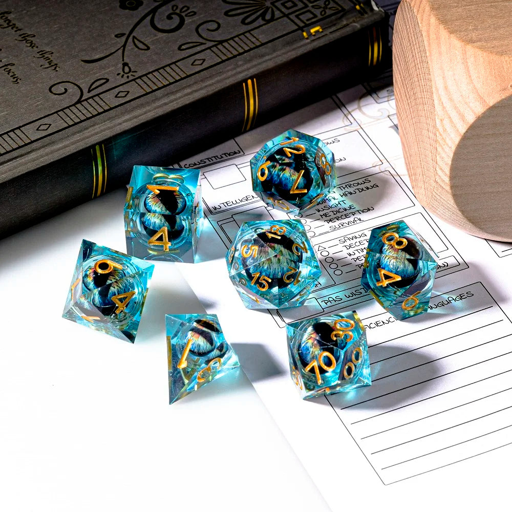 1-7Pcs Dargon Eye DND Dice Set Cat Eye Liquid Core Milk Cat Sharp Edge Handmade Polyhedral Resin Dice for Multi-Sided RPG D6~D20